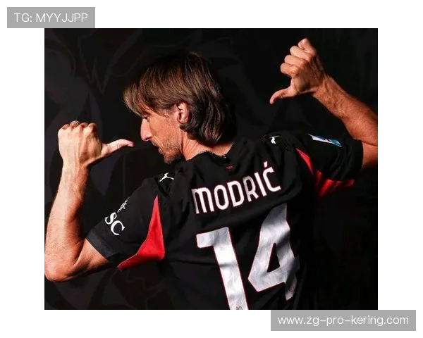 40岁魔笛太拼了：斜线狂奔25米 超车22岁小将！意甲第1核心，魔笛讲解